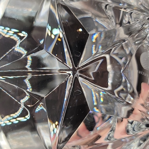 Tiffany & Co. Crystal Star Pattern Bowl - Picture 11 of 12